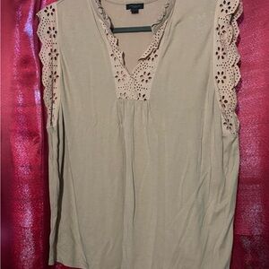 Women's Tan Eyelet Sleeve Top